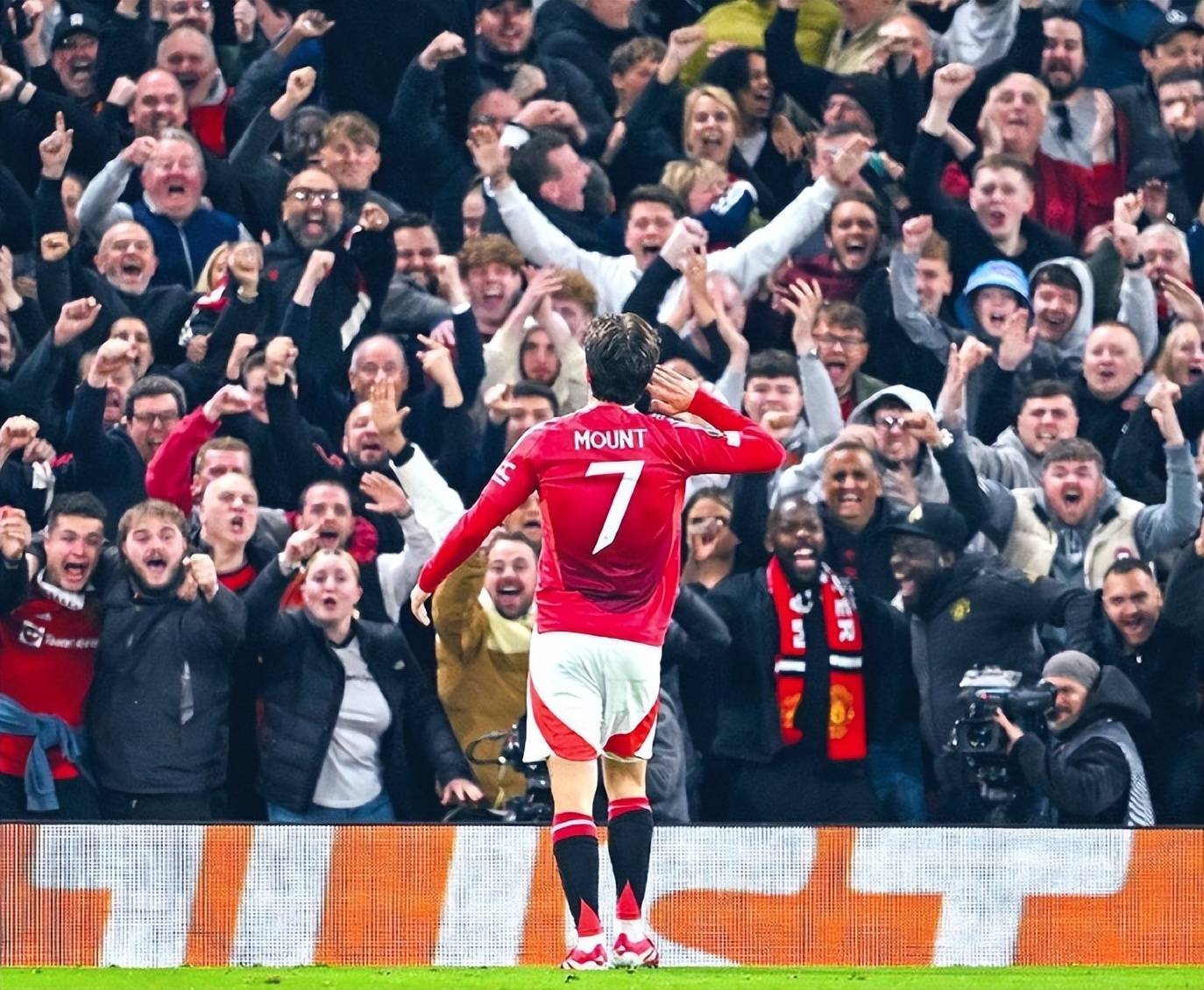 曼联主场净胜对手,重回胜利轨道 曼联主场净胜对手,重回胜利轨道