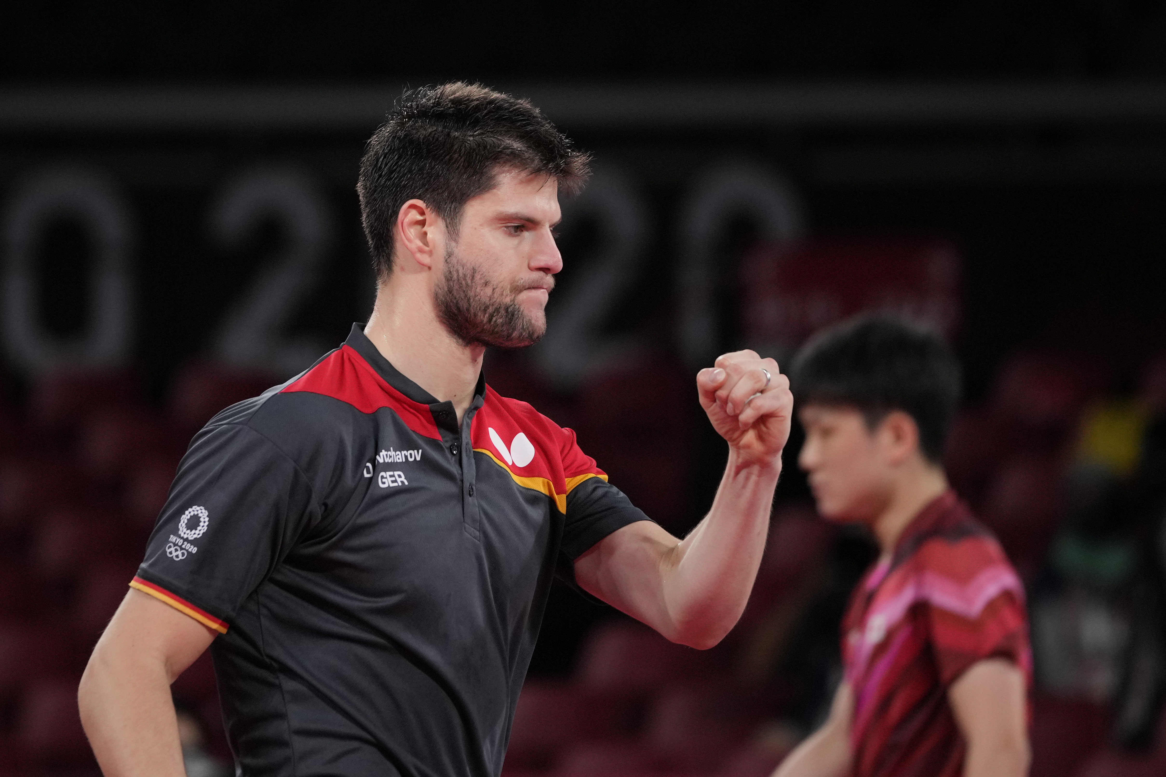 英格兰队横扫日本队，波尔统治全场