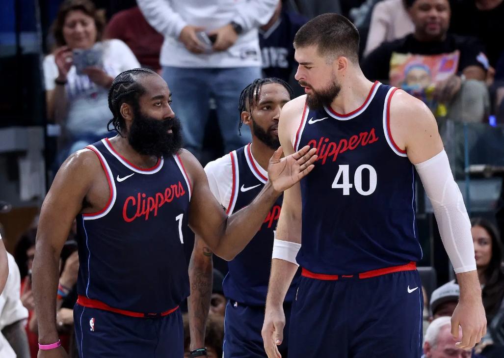 深圳队逆转热火，哈登惊艳四座